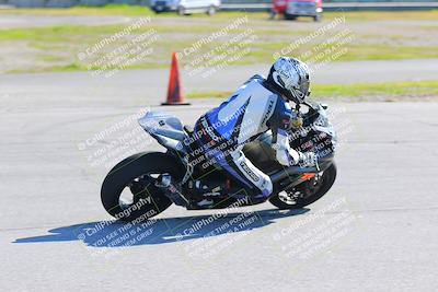 media/Jan-20-2023-Fastrack Riders (Fri) [[f2ad32aba3]]/Level 2/session 3 turn 9/